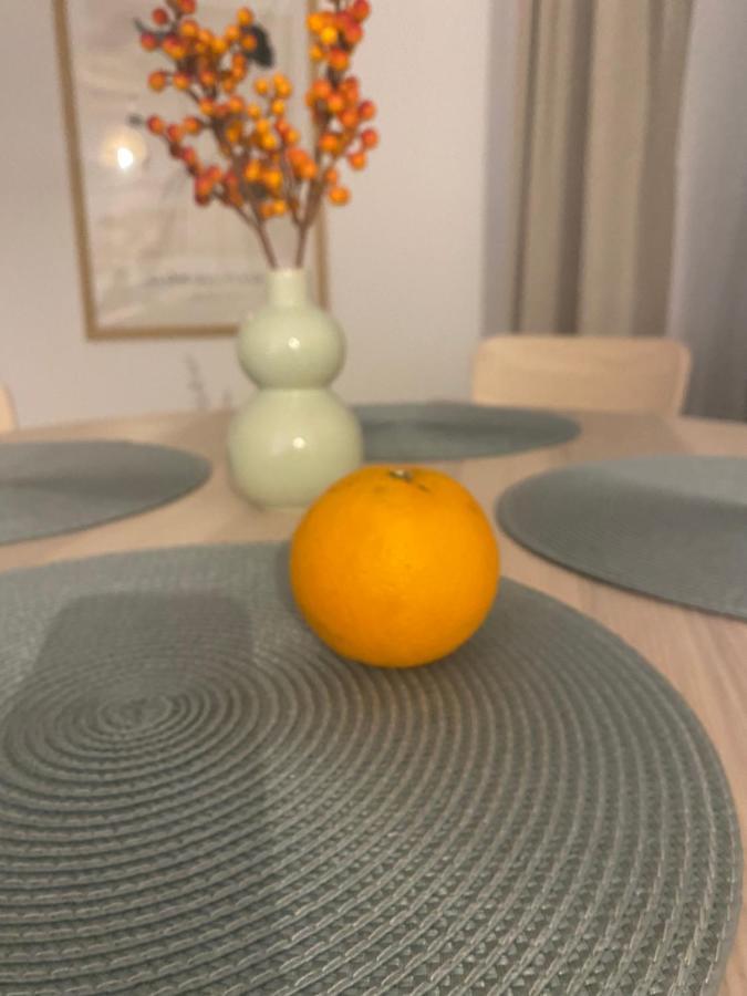 Metro Szwedzka Apartament Orange Warszawa Eksteriør billede