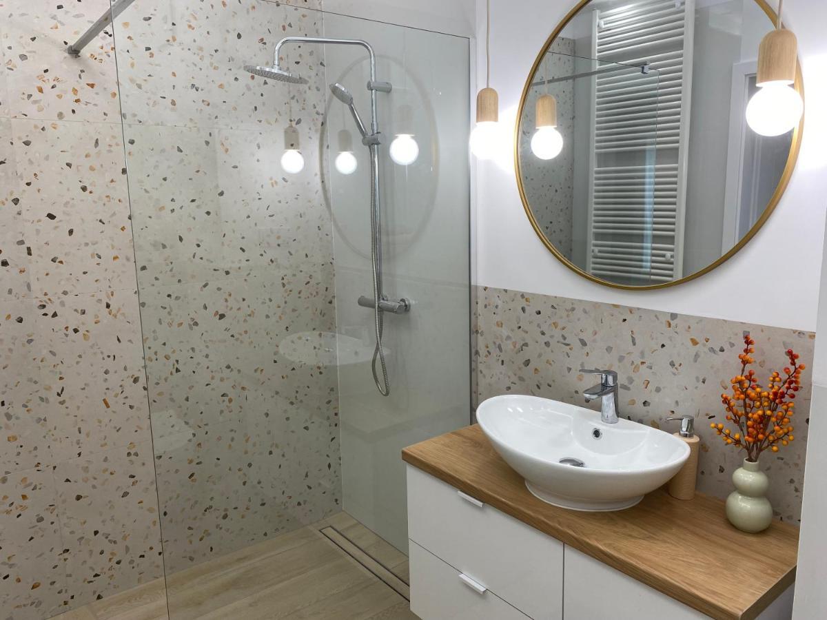 Metro Szwedzka Apartament Orange Warszawa Eksteriør billede